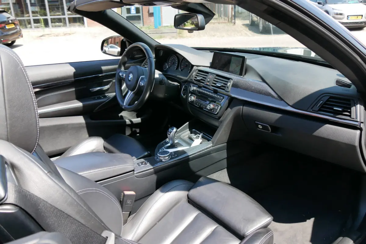 M4 dealer onderhouden. memory. h&k. carbon trim.