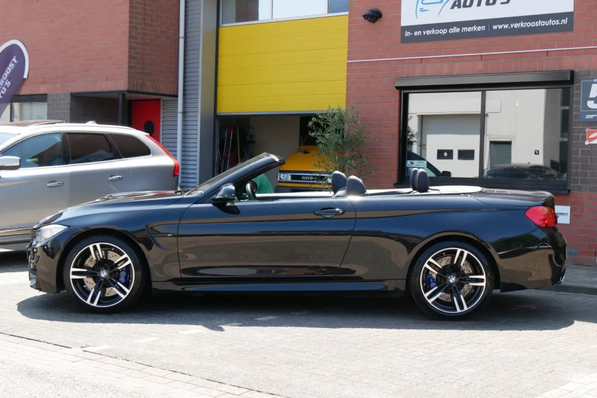 M4 dealer onderhouden. memory. h&k. carbon trim.