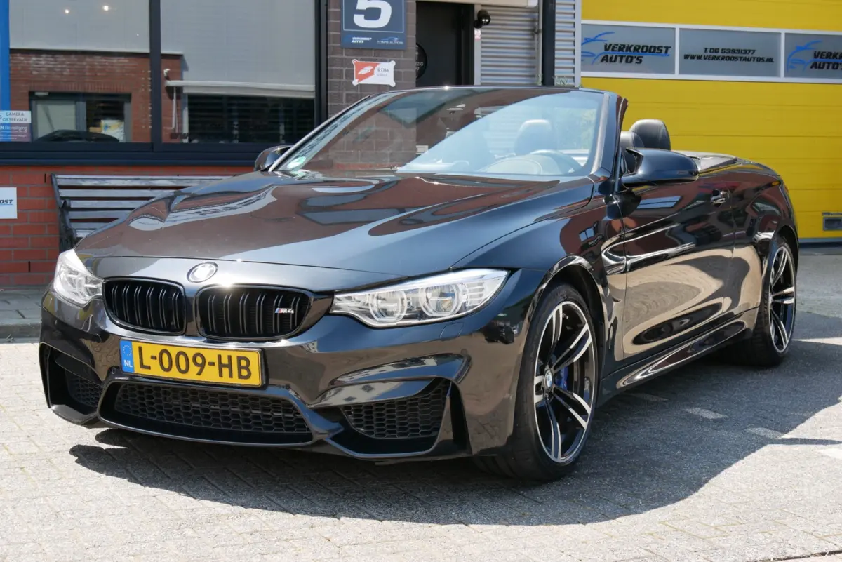 M4 dealer onderhouden. memory. h&k. carbon trim.