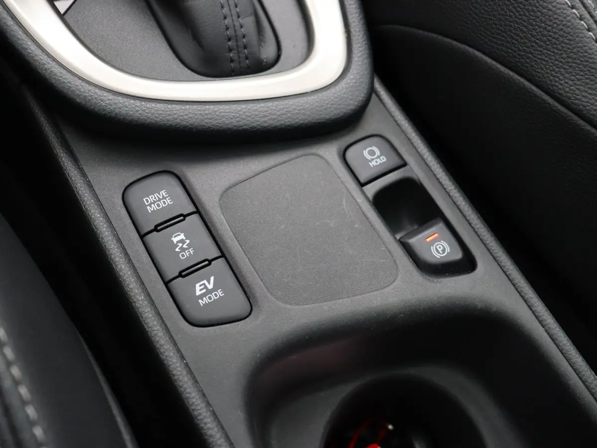 1.5 Homura Plus | panoramadak | Apple carlay-android auto | stoelverwarming | Head-up display |
