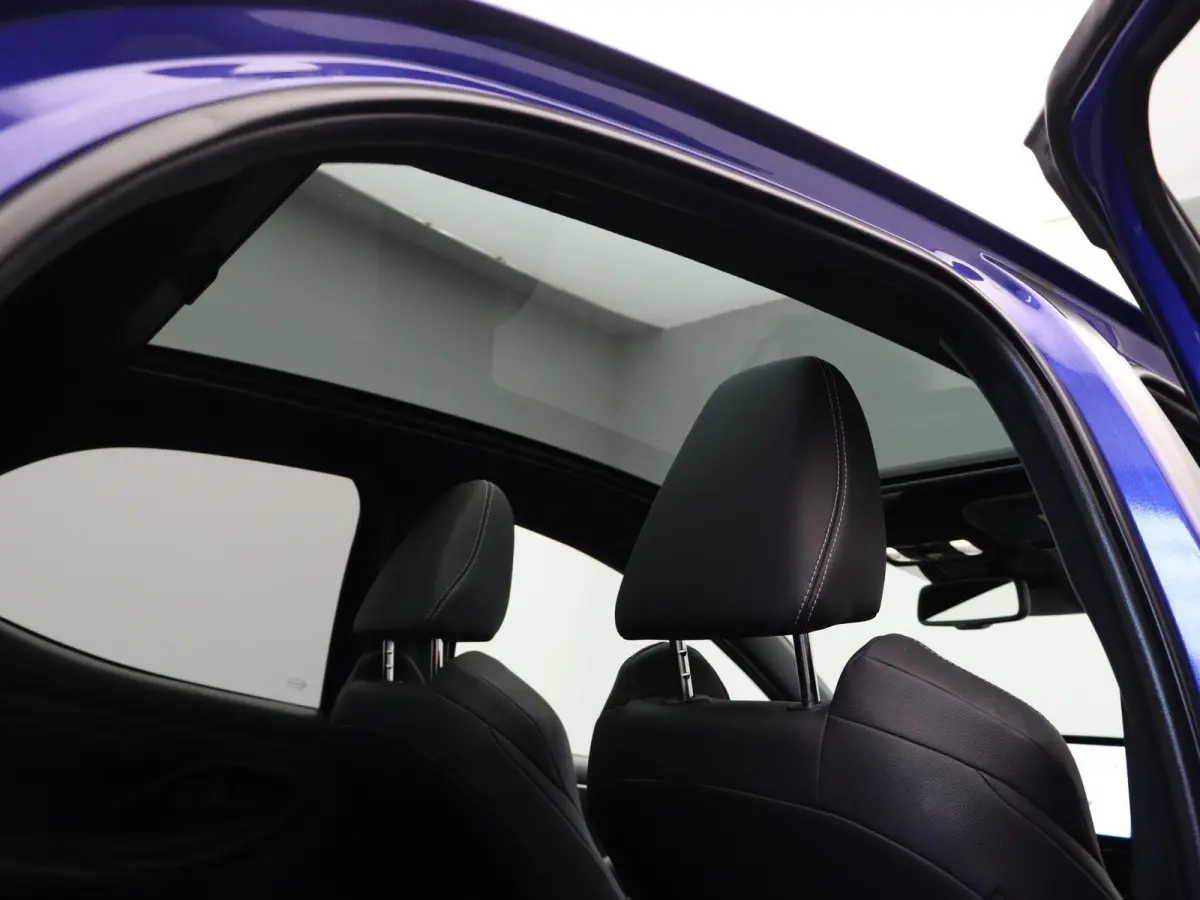 1.5 Homura Plus | panoramadak | Apple carlay-android auto | stoelverwarming | Head-up display |