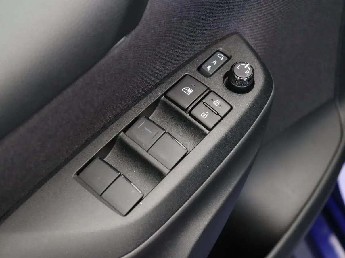 1.5 Homura Plus | panoramadak | Apple carlay-android auto | stoelverwarming | Head-up display |
