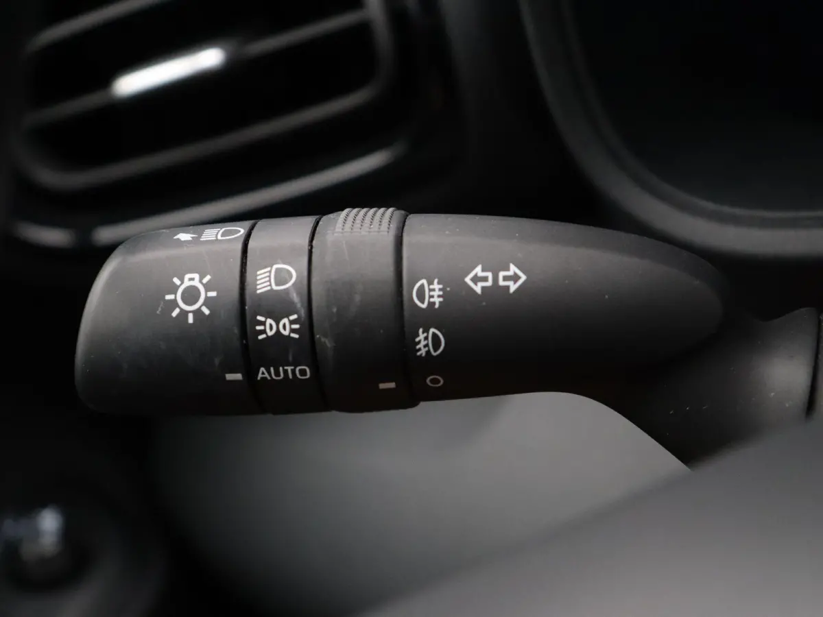1.5 Homura Plus | panoramadak | Apple carlay-android auto | stoelverwarming | Head-up display |
