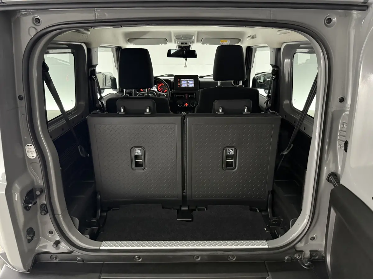 1.5 Comfort Plus 102PK 4WD | Clima | Carplay | Camera | 4 Zits | Cruise | Trekhaak | LED | Bullbar