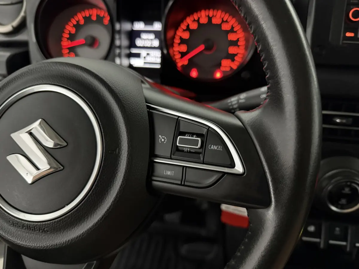 1.5 Comfort Plus 102PK 4WD | Clima | Carplay | Camera | 4 Zits | Cruise | Trekhaak | LED | Bullbar