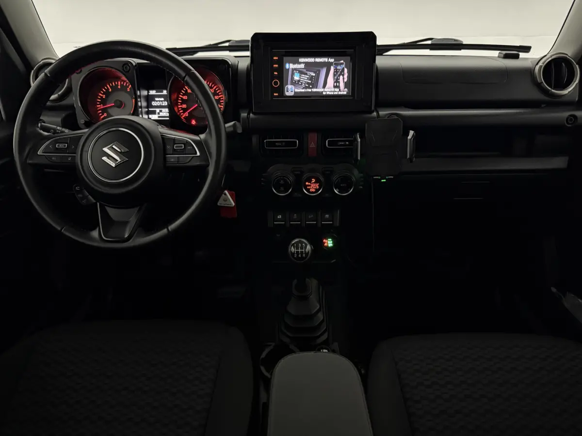 1.5 Comfort Plus 102PK 4WD | Clima | Carplay | Camera | 4 Zits | Cruise | Trekhaak | LED | Bullbar