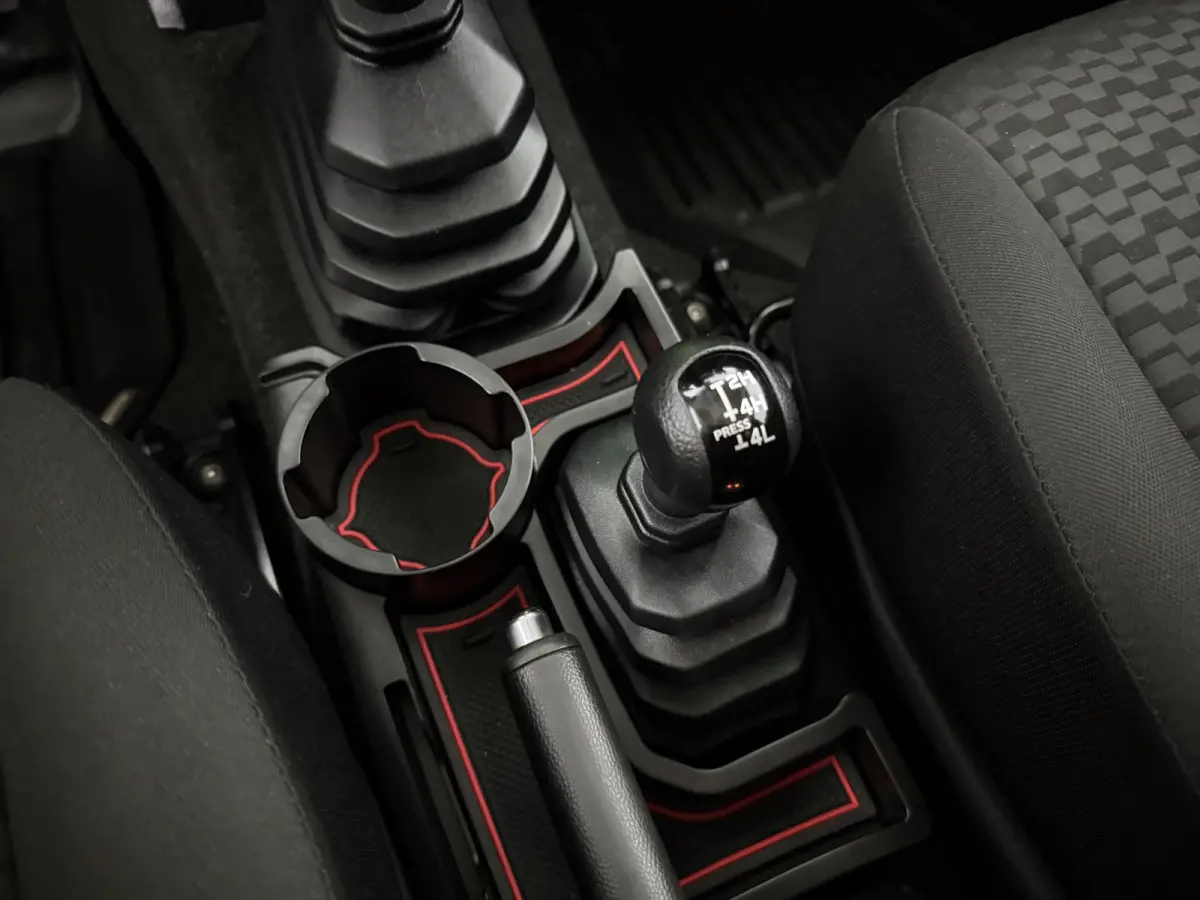 1.5 Comfort Plus 102PK 4WD | Clima | Carplay | Camera | 4 Zits | Cruise | Trekhaak | LED | Bullbar