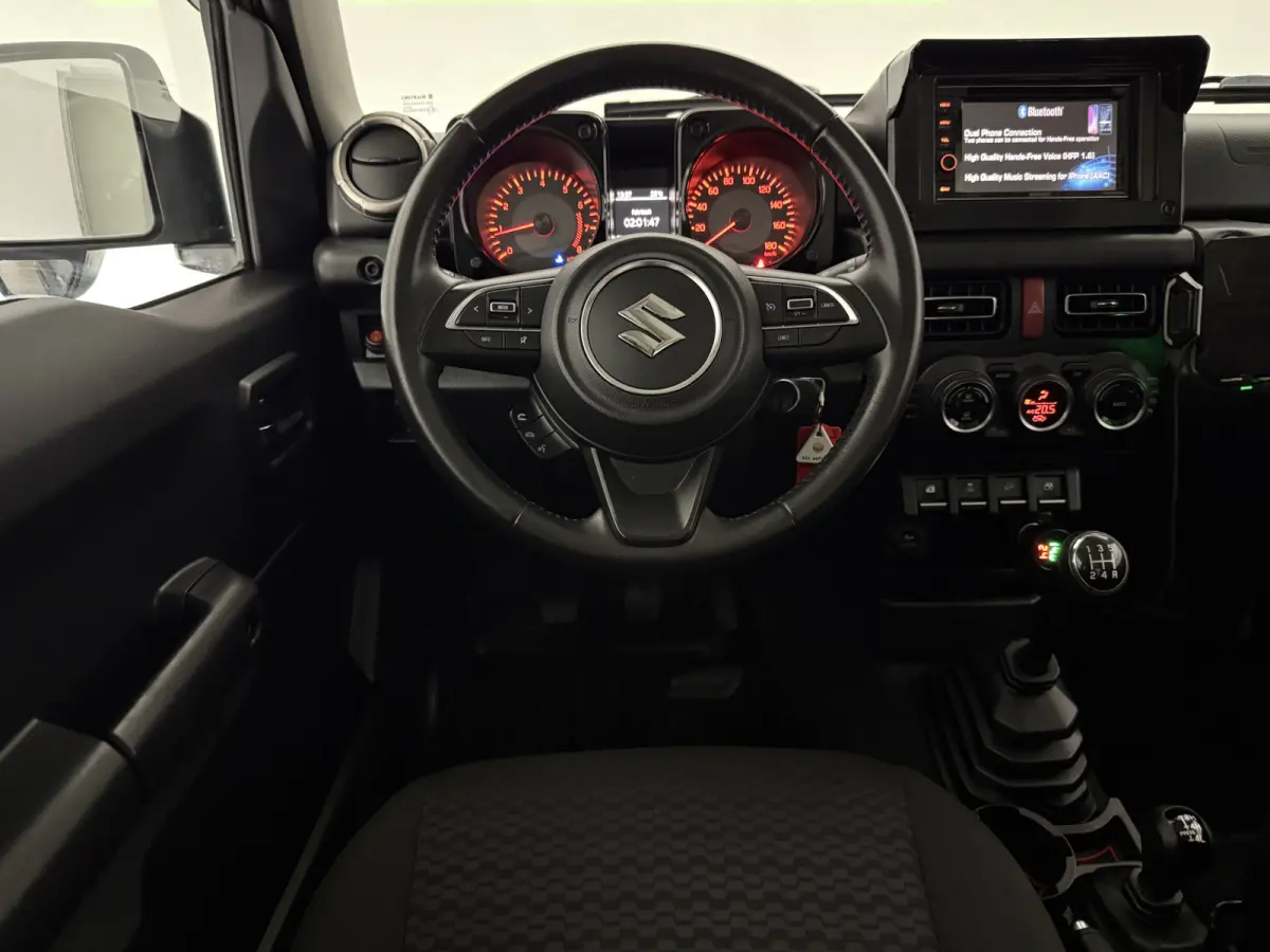 1.5 Comfort Plus 102PK 4WD | Clima | Carplay | Camera | 4 Zits | Cruise | Trekhaak | LED | Bullbar