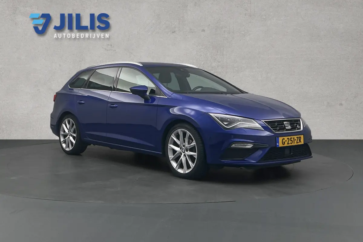 1.5 TSI FR | Half lederen bekleding | Stoelverwarming | Camera
