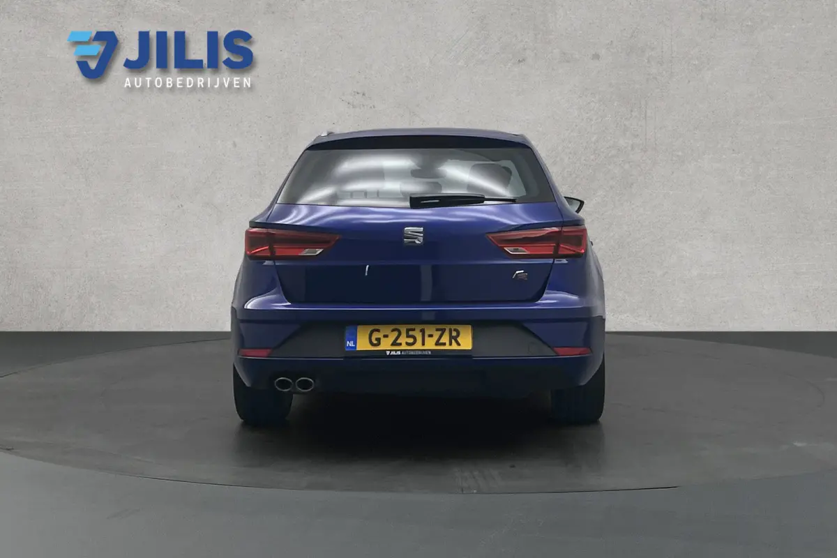 1.5 TSI FR | Half lederen bekleding | Stoelverwarming | Camera