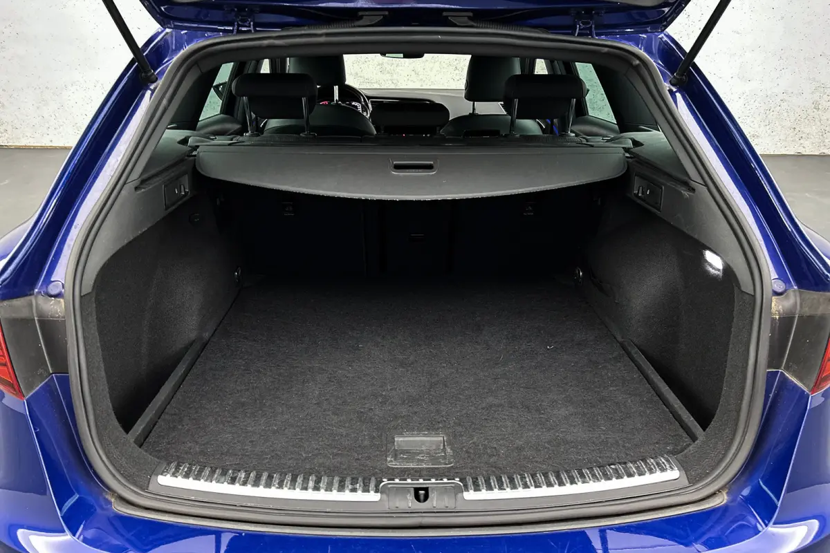 1.5 TSI FR | Half lederen bekleding | Stoelverwarming | Camera