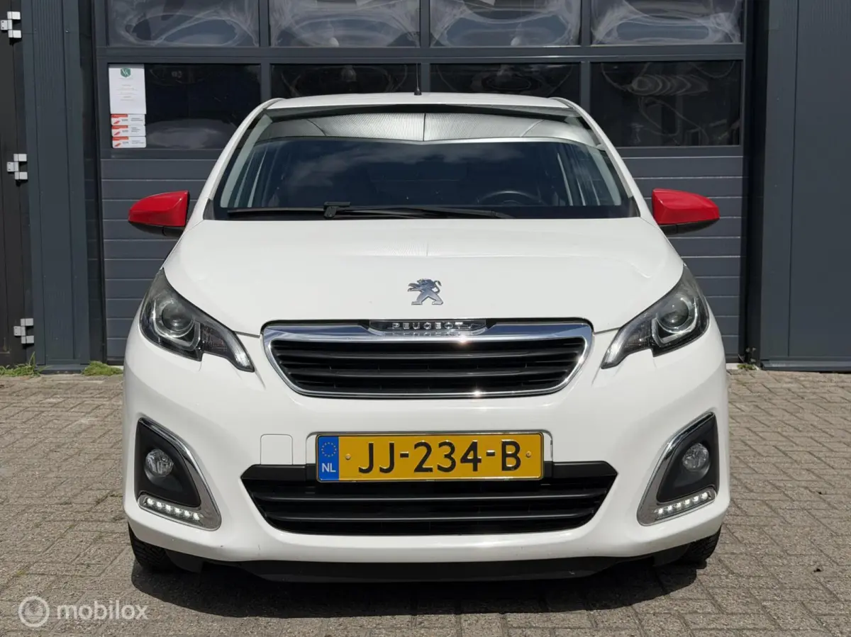 1.0 e-VTi Access | Airco | bluetooth | 1e Eig