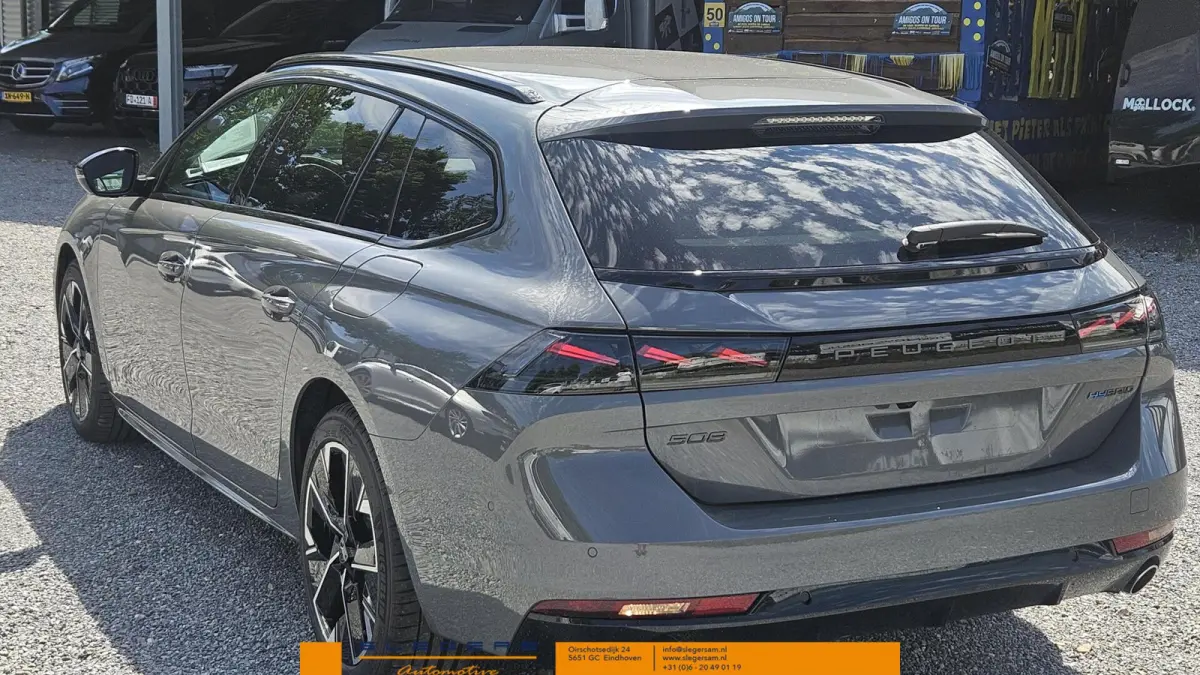 1.6 HYbrid PHEv180 e-EAT8 Allure Avantage