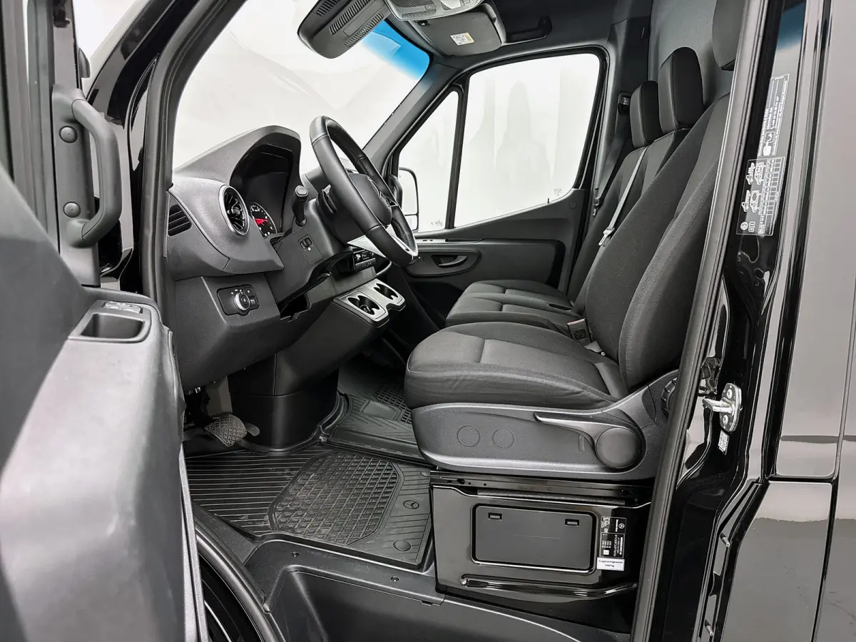 317 1.9 CDI L2H2 Pro 3.5t trekhaak Navigatie Betimmering Camera + sensoren 24 Maanden Certified Garantie
