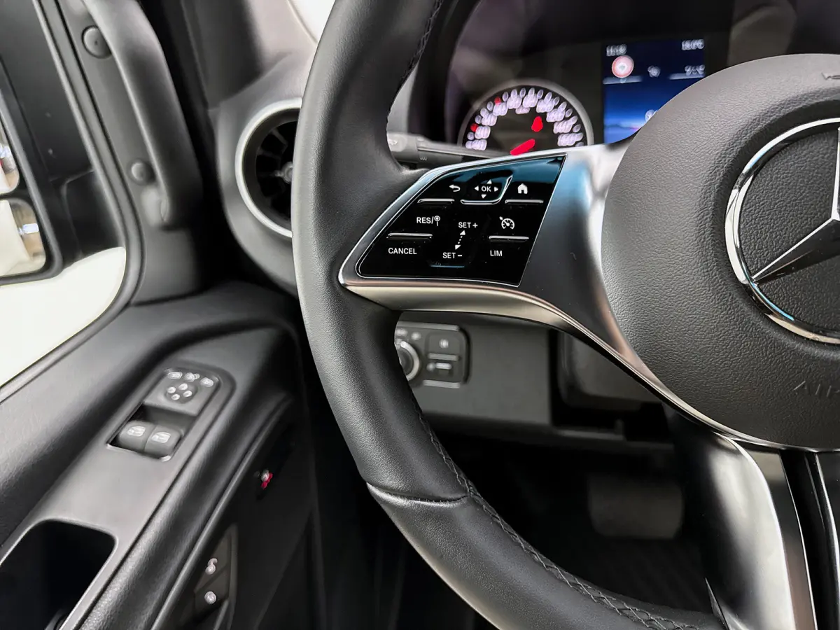 317 1.9 CDI L2H2 Pro 3.5t trekhaak Navigatie Betimmering Camera + sensoren 24 Maanden Certified Garantie
