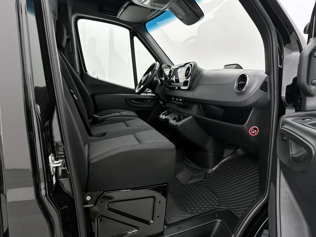 317 1.9 CDI L2H2 Pro 3.5t trekhaak Navigatie Betimmering Camera + sensoren 24 Maanden Certified Garantie