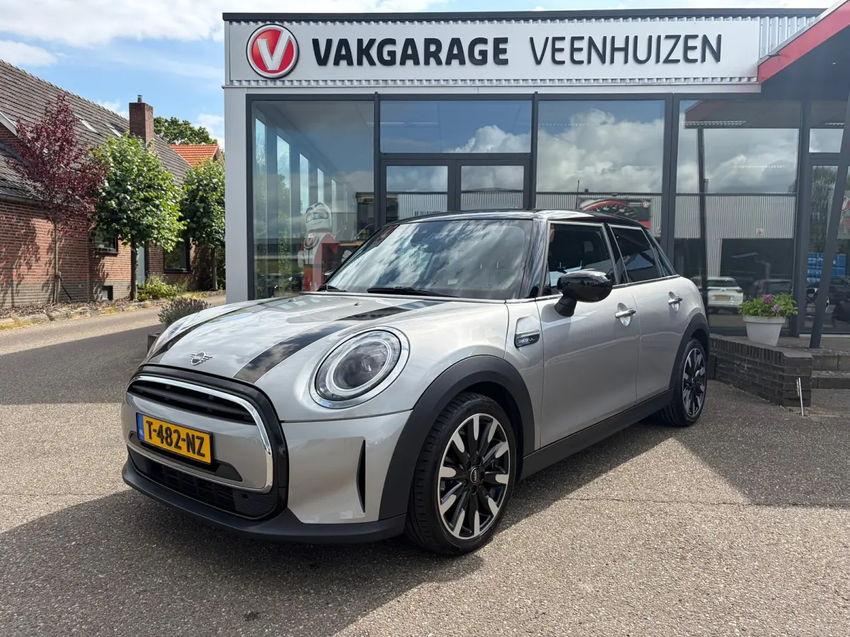 1.5 Cooper Camden Edition|Rijklaar prijs|Camera|Carplay|Stoelverw.|Navi|Cruise|