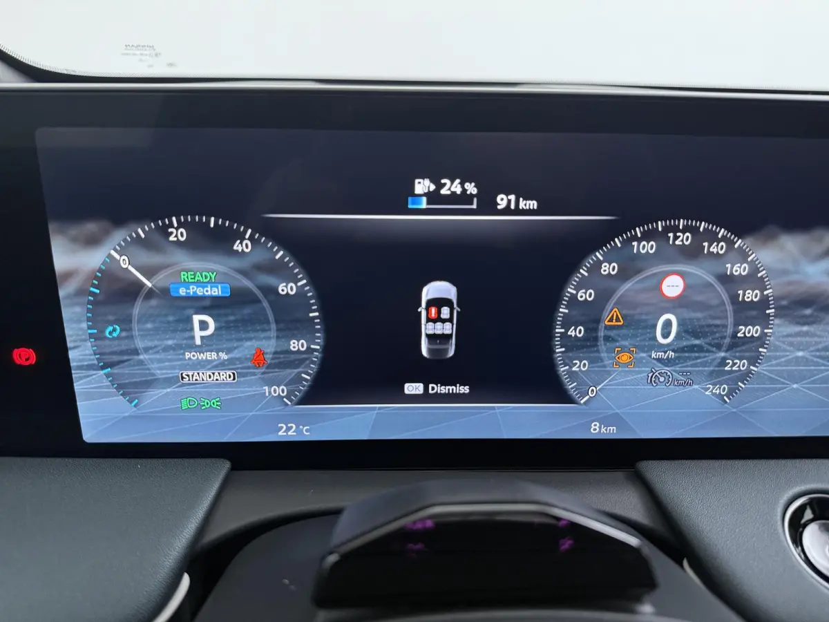 Advance 52 kWh | Panoramadak | Adapt. Cruise | Stoel- & Stuurverw. |
