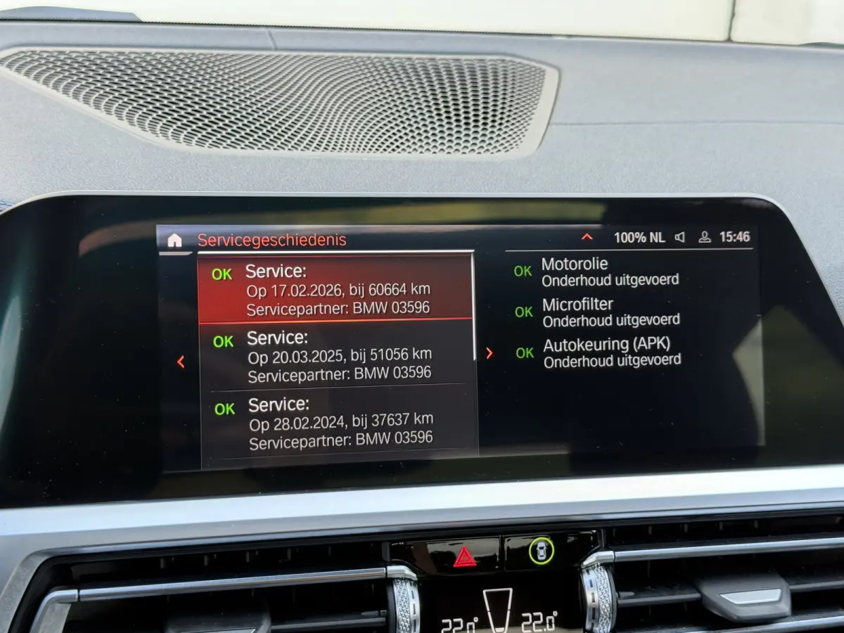 330i M-Sport High Executive | Schuifdak | Trekhaak | ACC | Laser LED | 19 inch