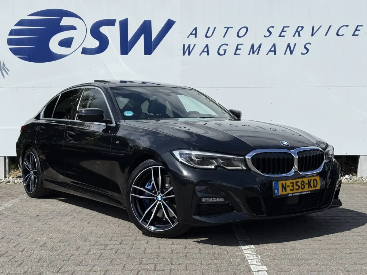 330i M-Sport High Executive | Schuifdak | Trekhaak | ACC | Laser LED | 19 inch