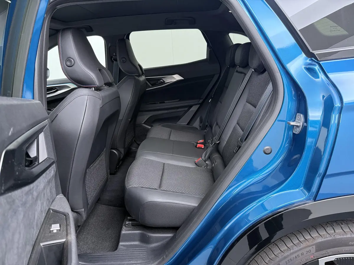 esprit Alpine full hybrid E-Tech 200 | Panoramadak | Harman Kardon | Matrix LED | Head-Up | 360 Camera |