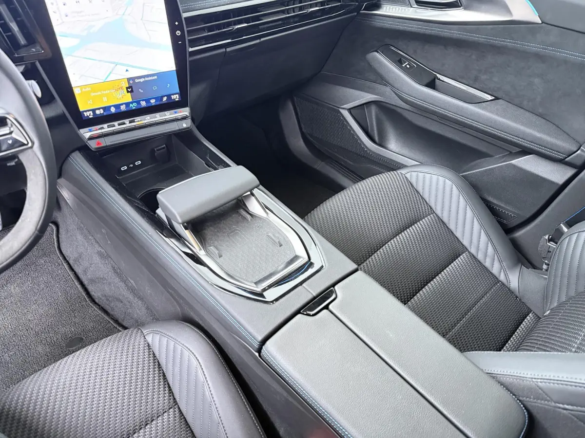 esprit Alpine full hybrid E-Tech 200 | Panoramadak | Harman Kardon | Matrix LED | Head-Up | 360 Camera |