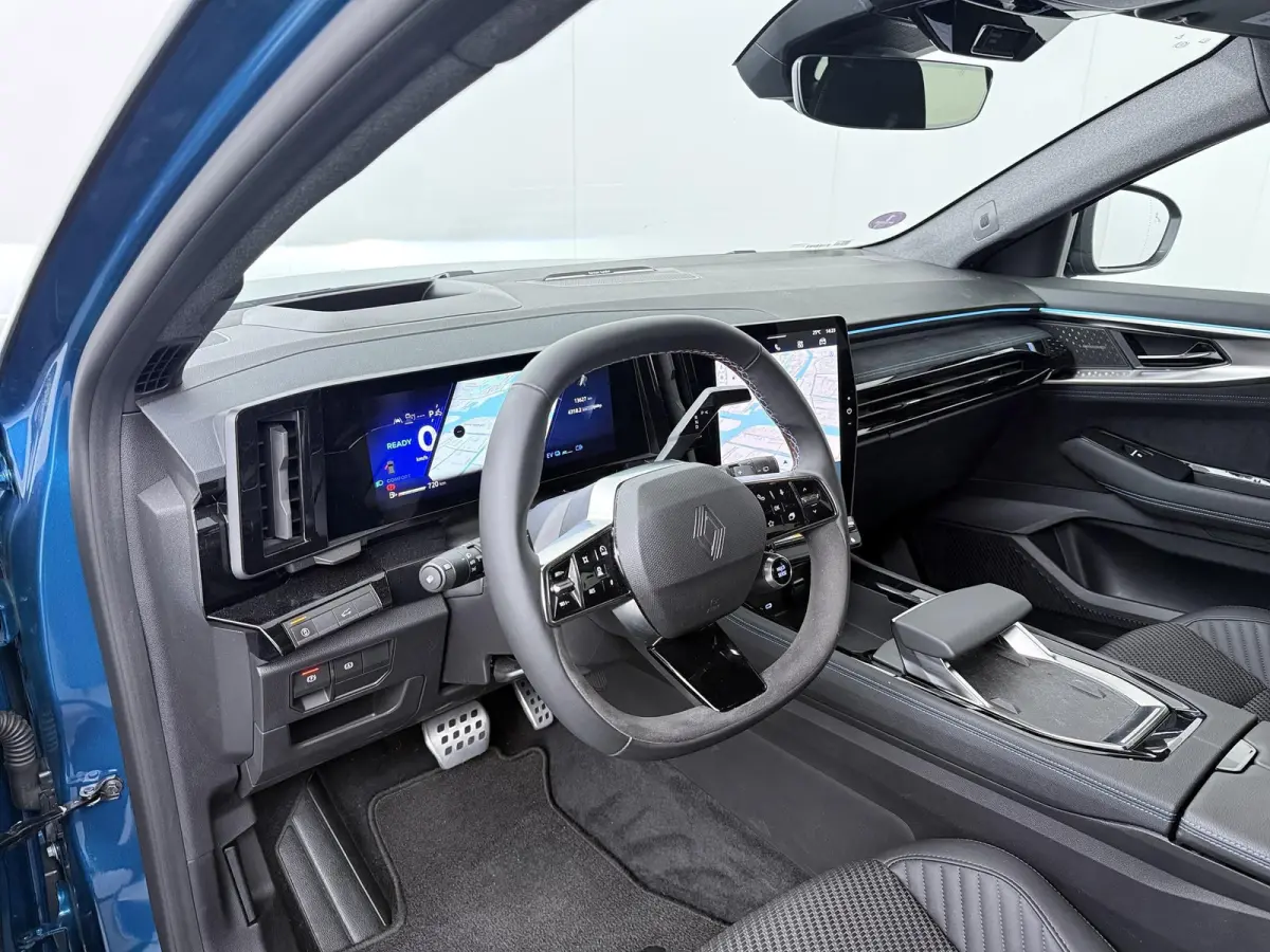 esprit Alpine full hybrid E-Tech 200 | Panoramadak | Harman Kardon | Matrix LED | Head-Up | 360 Camera |