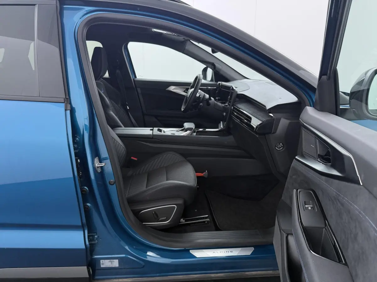 esprit Alpine full hybrid E-Tech 200 | Panoramadak | Harman Kardon | Matrix LED | Head-Up | 360 Camera |