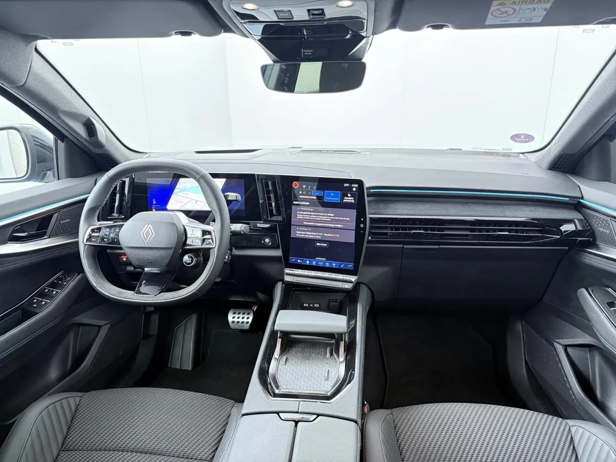 esprit Alpine full hybrid E-Tech 200 | Panoramadak | Harman Kardon | Matrix LED | Head-Up | 360 Camera |