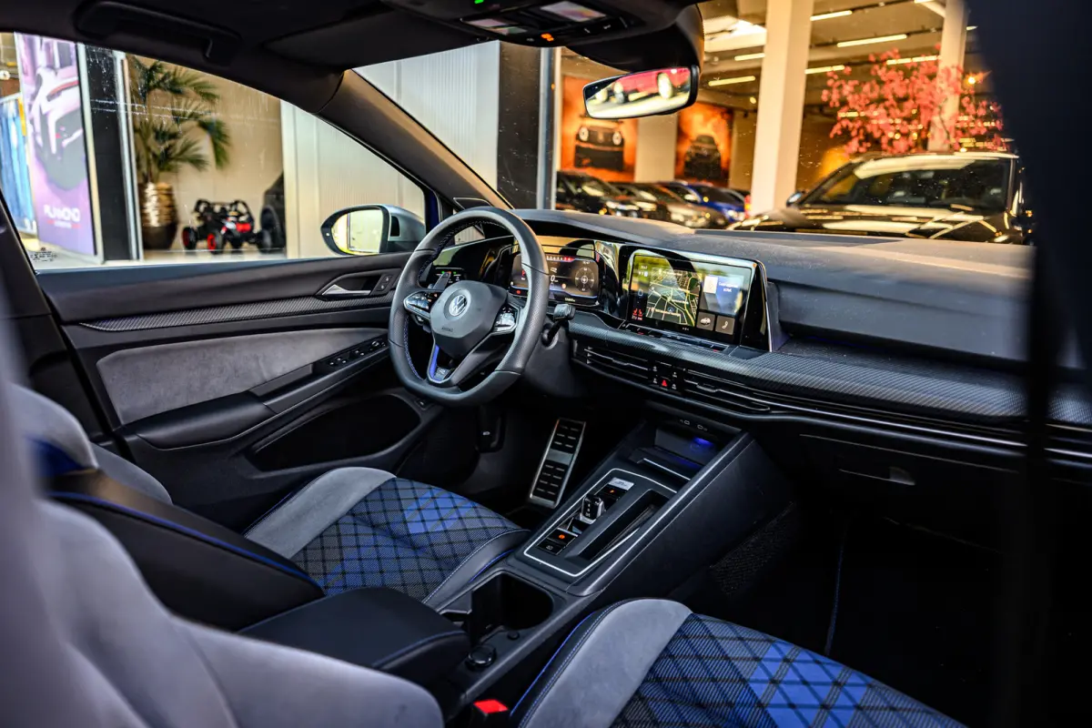 2.0 TSI 4Motion R Performance|H&K|Camera|Drift|Pano|Carplay|