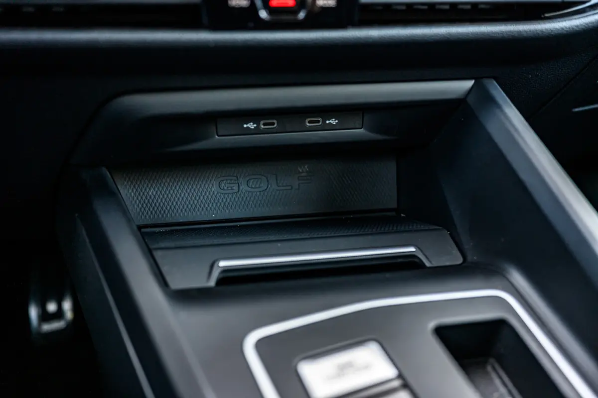 2.0 TSI 4Motion R Performance|H&K|Camera|Drift|Pano|Carplay|