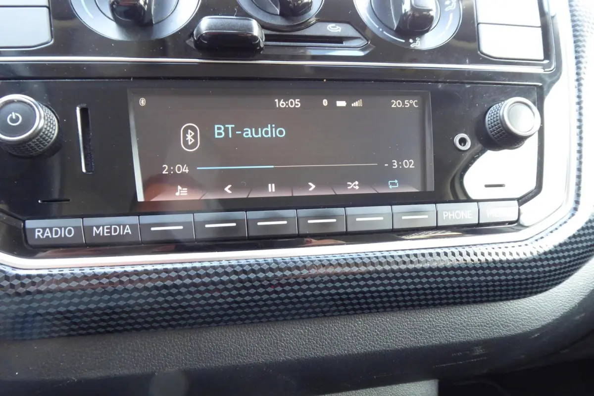 Up! 1.0 BMT move up!, 2017, DAB Radio, 144.899 KM