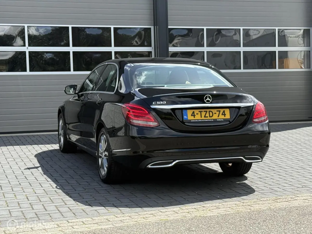 180 Ambition Automaat / Led