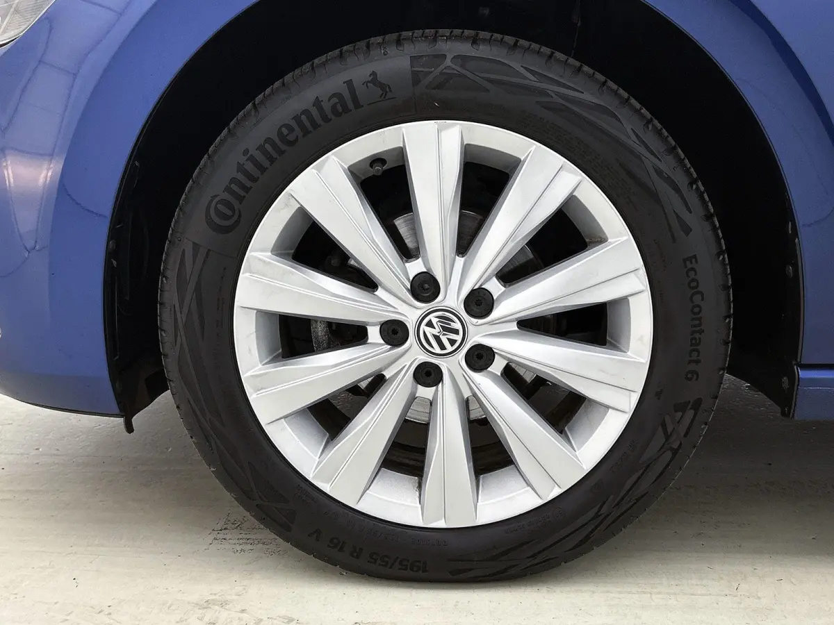 1.0 TSI Highline 95 PK Airco | Apple Carplay | Android Auto | Bluetooth | Cruise Control Adaptief | Buitenspiegels Elektrisch Verstel- en Verwarmbaar | Lederen Stuurwiel | lichtmetalen Velge