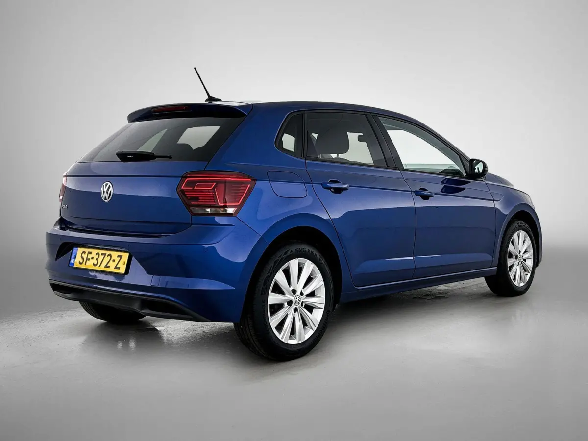 1.0 TSI Highline 95 PK Airco | Apple Carplay | Android Auto | Bluetooth | Cruise Control Adaptief | Buitenspiegels Elektrisch Verstel- en Verwarmbaar | Lederen Stuurwiel | lichtmetalen Velge