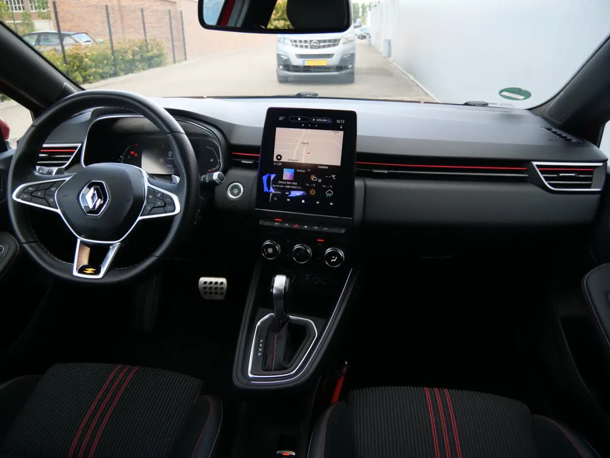 1.3 TCe R.S. Line 131 Pk Automaat DAB / Apple Carplay / Camera / Navi