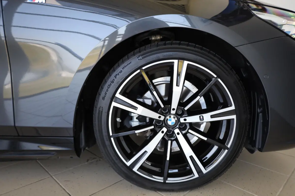 530e xDrive | M Sportpakket | Panorama Dak | Harman/Kardon | Driving Assistant Professional
