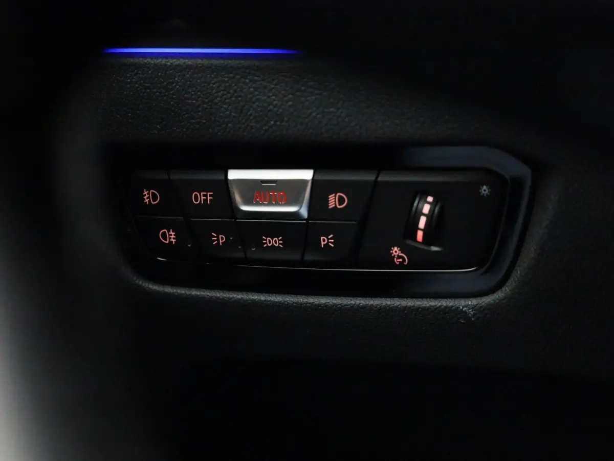 430i High Executive | M-SPORT | Harman/Kardon | Camera | Sfeerverlichting | Cruise Control | Stoelverwarming | Keyless | Virtual Cockpit |