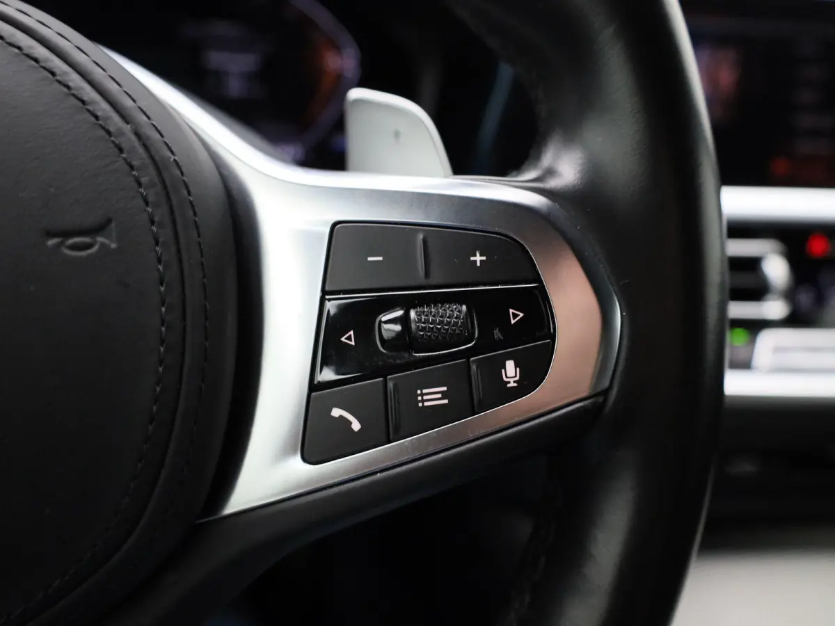 430i High Executive | M-SPORT | Harman/Kardon | Camera | Sfeerverlichting | Cruise Control | Stoelverwarming | Keyless | Virtual Cockpit |
