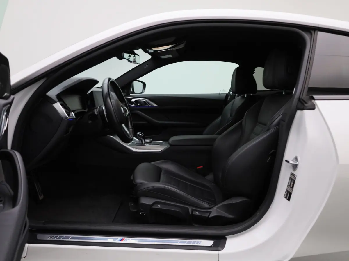 430i High Executive | M-SPORT | Harman/Kardon | Camera | Sfeerverlichting | Cruise Control | Stoelverwarming | Keyless | Virtual Cockpit |