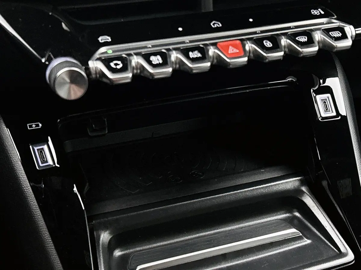 EV Allure Avantage 54 kWh | 1ste Eigenaar | Accu 98%|  Adaptieve Cruise Control | Camera Voor + Achter | Apple Carplay/Android Auto |