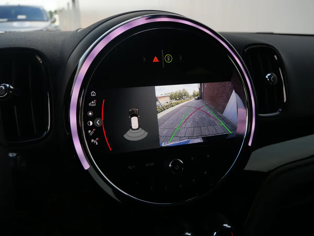 2.0 Cooper S Rockingham GT Edition Headup display / Camera / 19 Inch / Sportstoelen