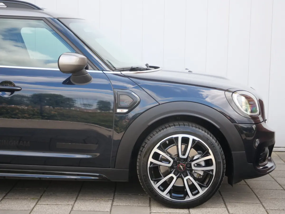 2.0 Cooper S Rockingham GT Edition Headup display / Camera / 19 Inch / Sportstoelen