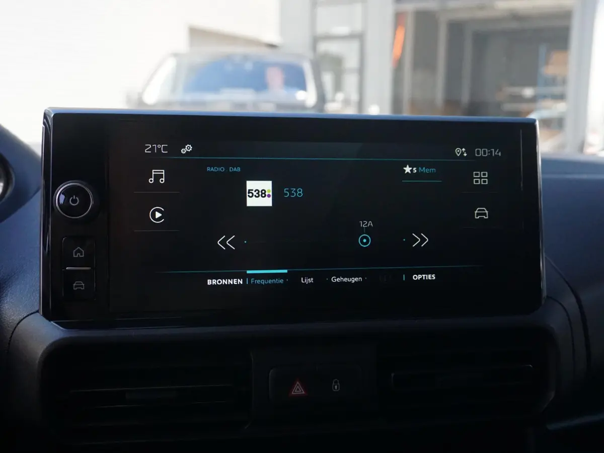 L2 50 kWh | tot 8 jaar garantie | camera | Apple Carplay | laadruimtebetimmering | ECO LED koplampen | Comfort stoel | rijklaarprijs