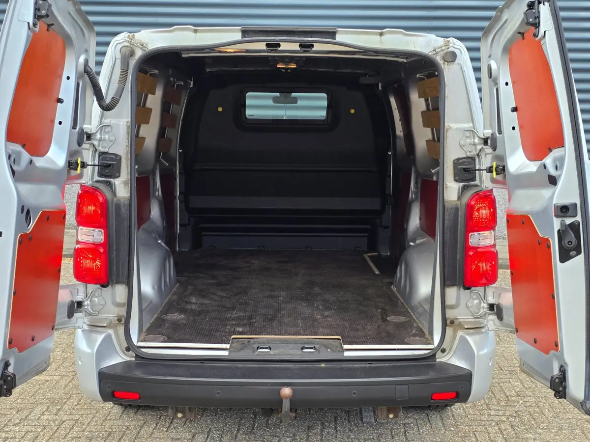 231L 2.0 BlueHDI 120 Lange uitvoering! Nap/Airco/Camera/Top auto