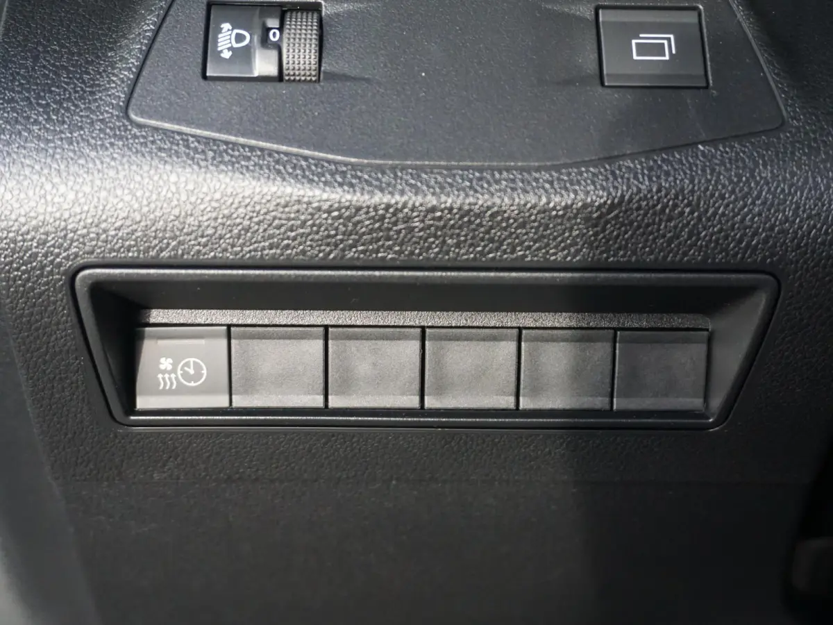 L2 50 kWh | 0% rente | camera | Apple Carplay/Android Auto | laadruimtebetimmering | Comfort stoelen | rijklaarprijs