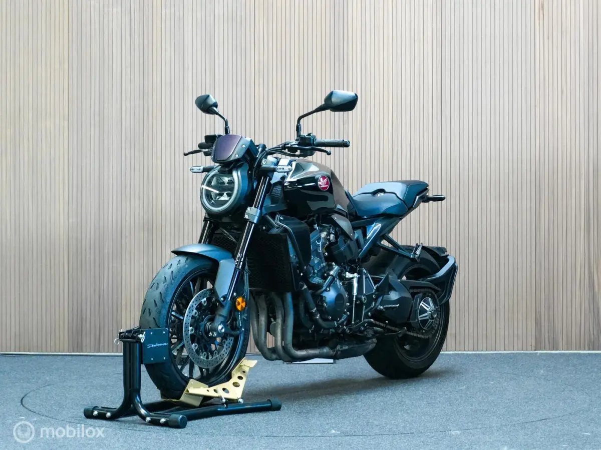 Black Edition
