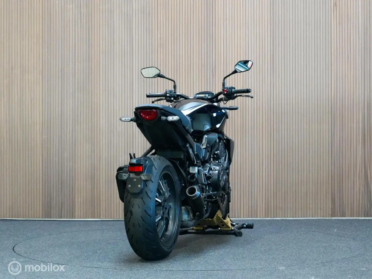 Black Edition