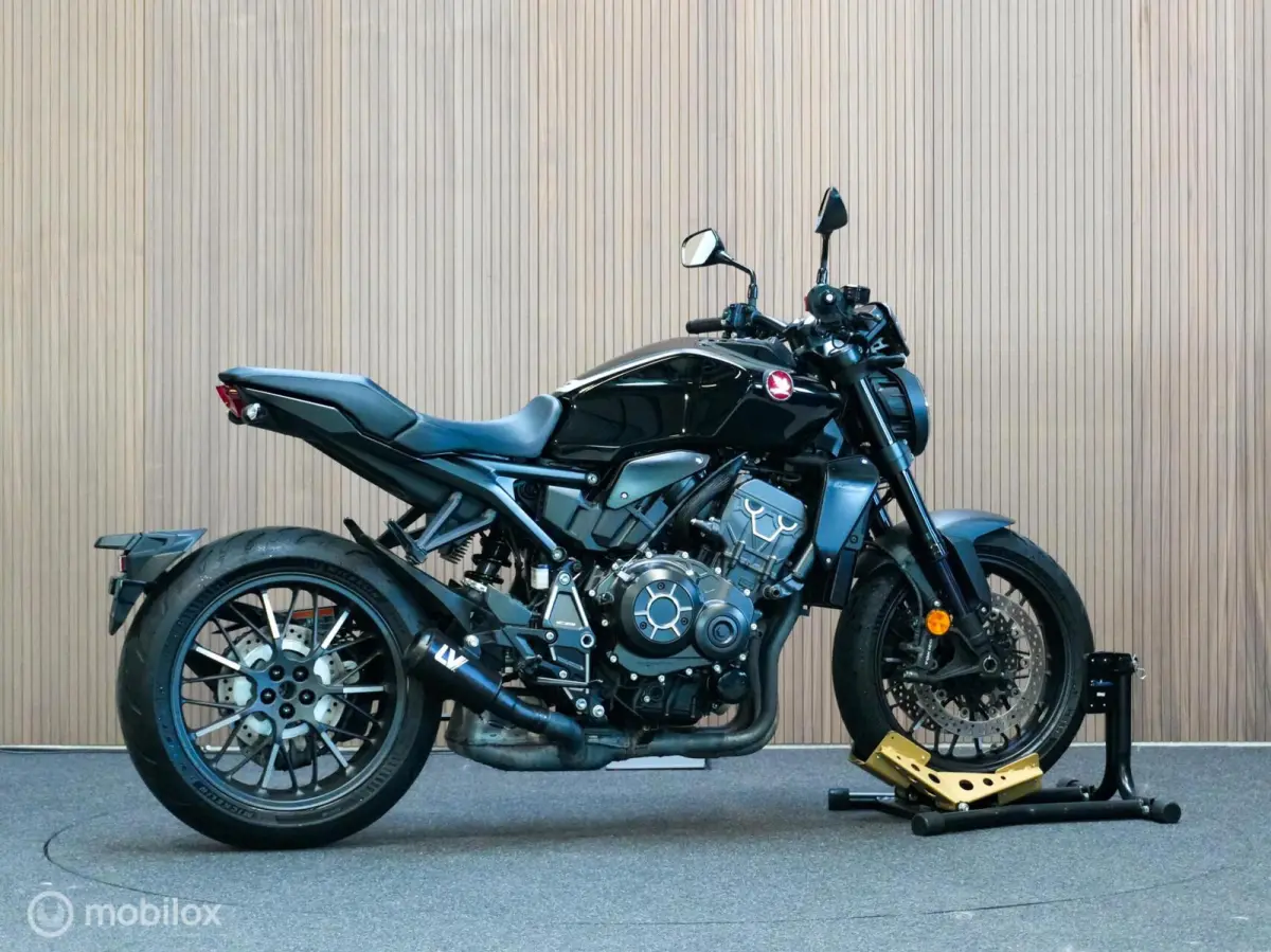 Black Edition