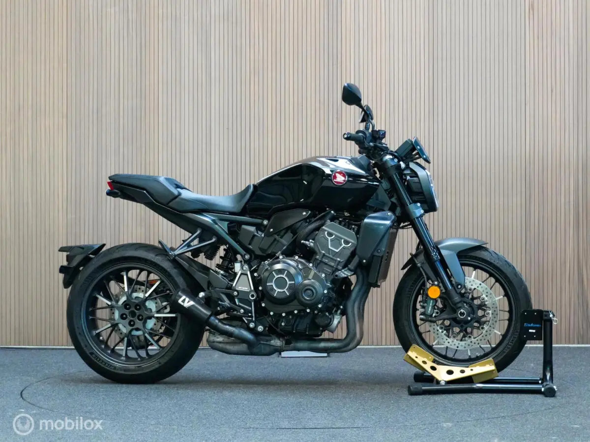 Black Edition
